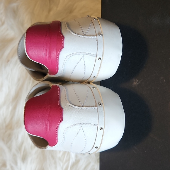 NIB Rebecca Minkoff white leather sneakers - Picture 11 of 16